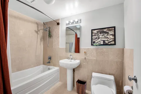 $1,200,000 | 380 Lenox Avenue, Unit 3J | Central Harlem