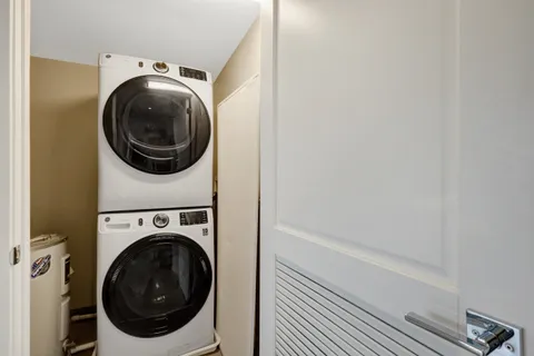 $960,000 | 925 North Fairfax Street, Unit 610, Alexandria, VA 22314