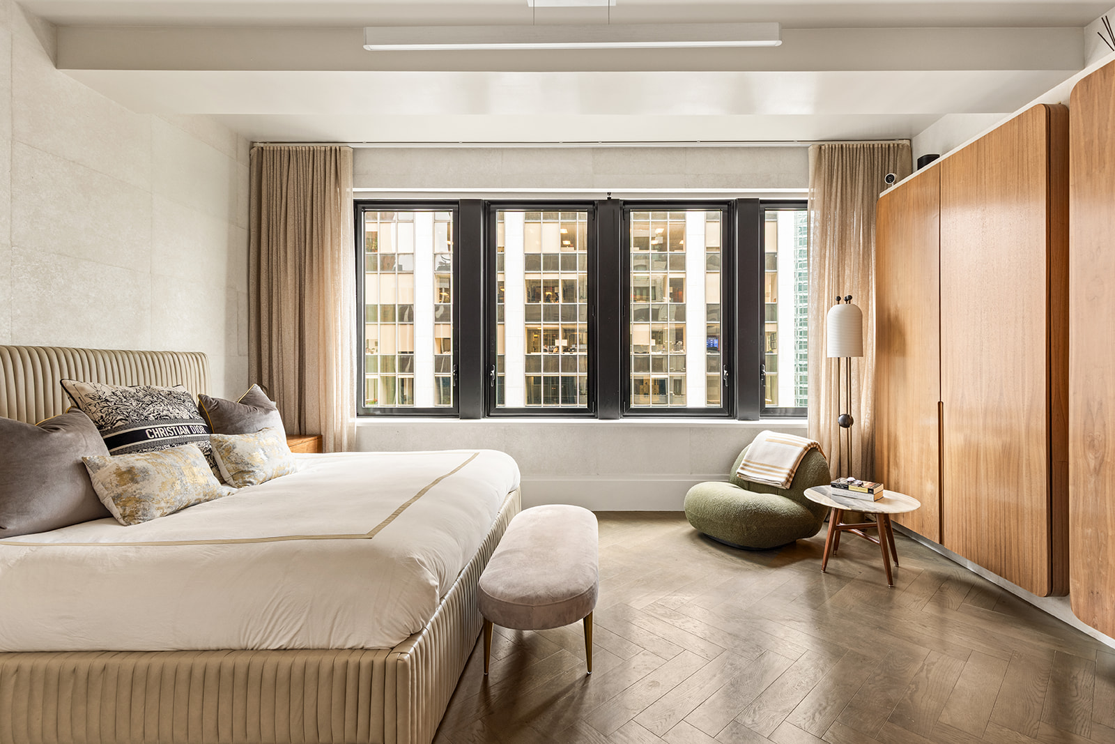 101 Wall Street, Unit 22A Manhattan, NY 10005 - Photo 6 of 19 Gallery Image 6