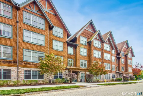 $750,000 | 16 Hayestown Road, Unit D303, Danbury, CT 06811