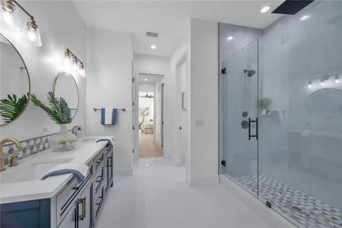 $975,000 | 4307 South Clark Avenue, Tampa, FL 33611