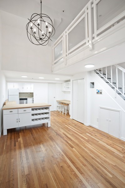 10 Benson Place, Unit 1A Manhattan, NY 10013 - Photo 3 of 11