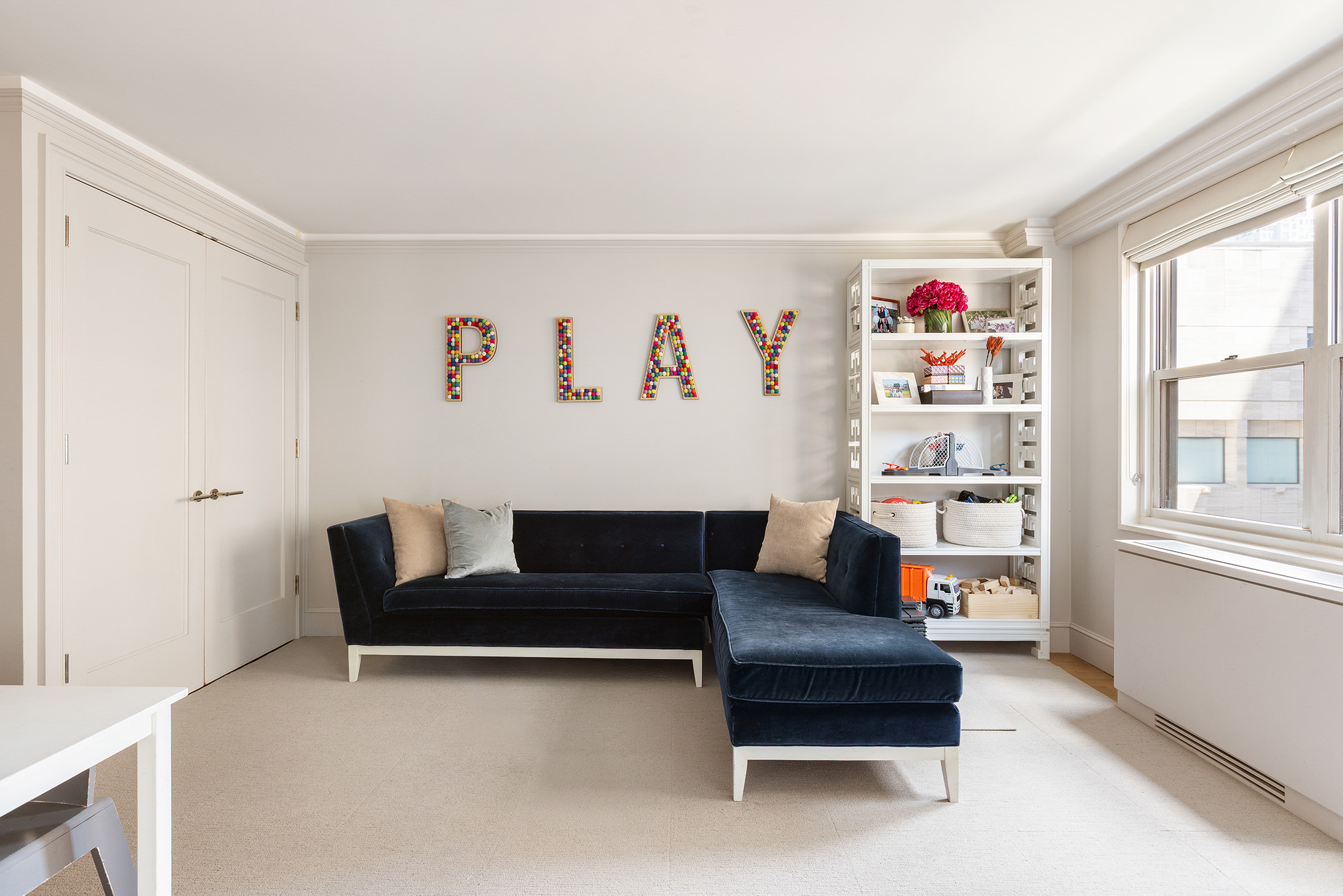 165 West 66th Street, Unit 8ZA Manhattan, NY 10023 - Photo 6 of 16