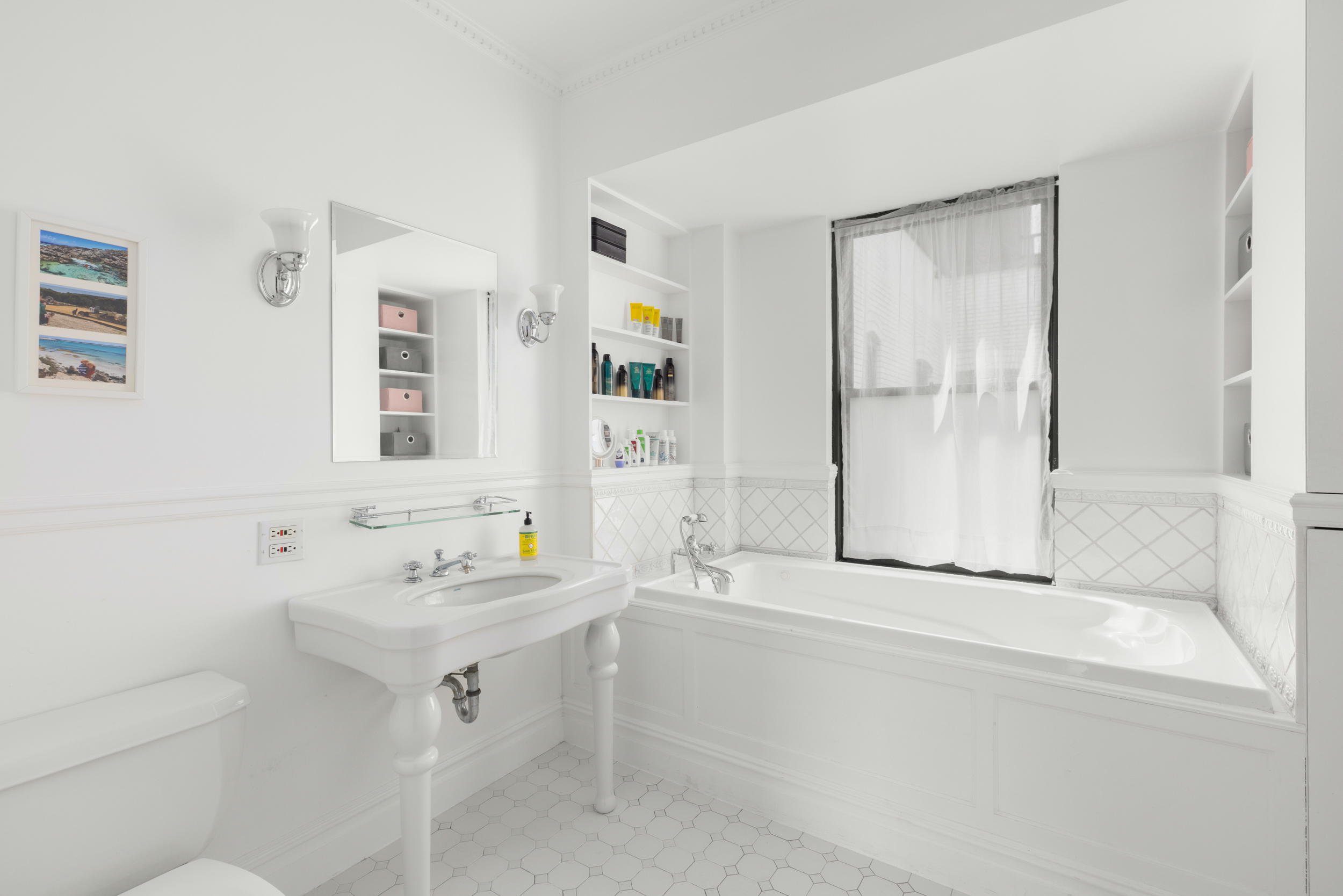 46 West 83rd Street, Unit 8AB Manhattan, NY 10024 - Photo 10 of 17