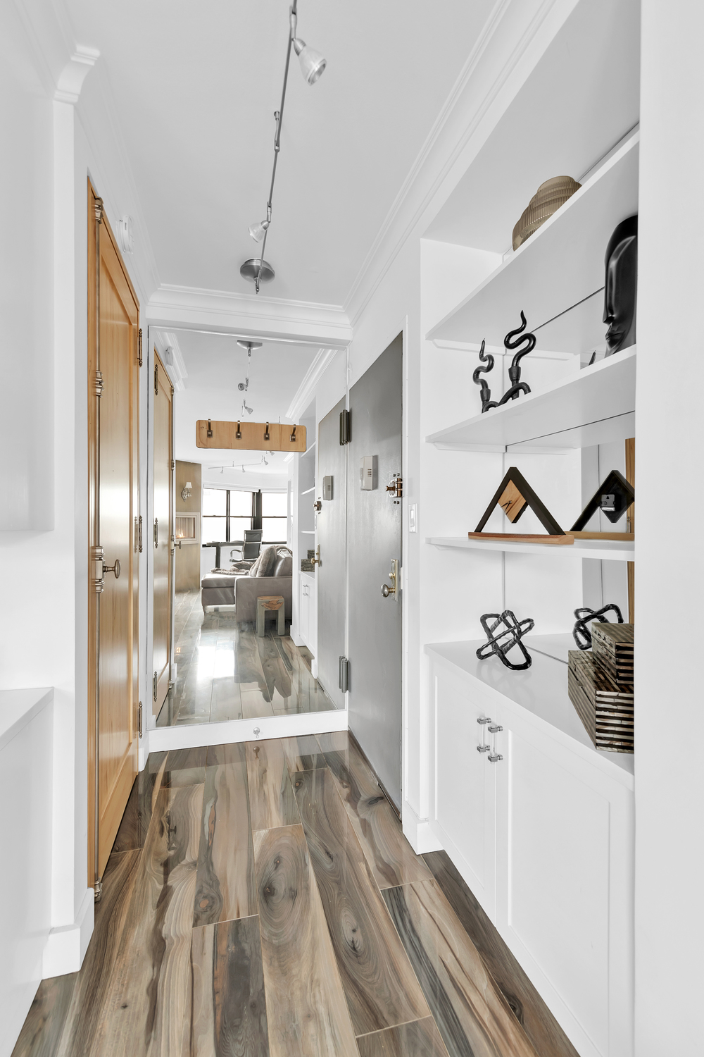 31 Jane Street, Unit 7A Manhattan, NY 10014 - Photo 8 of 11