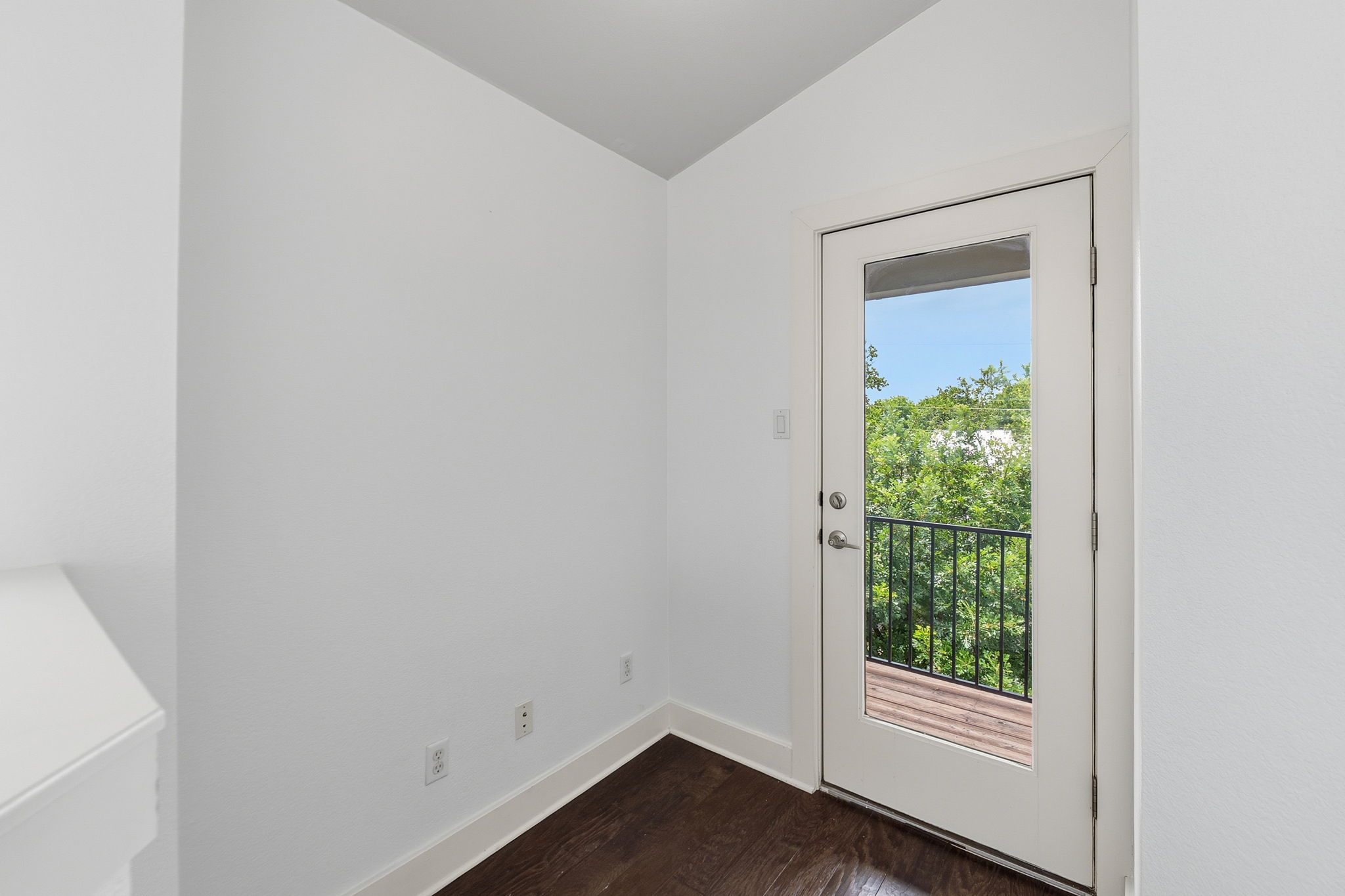 2605 Witsome Loop, Unit 40 Austin, TX 78741 - Photo 41 of 48
