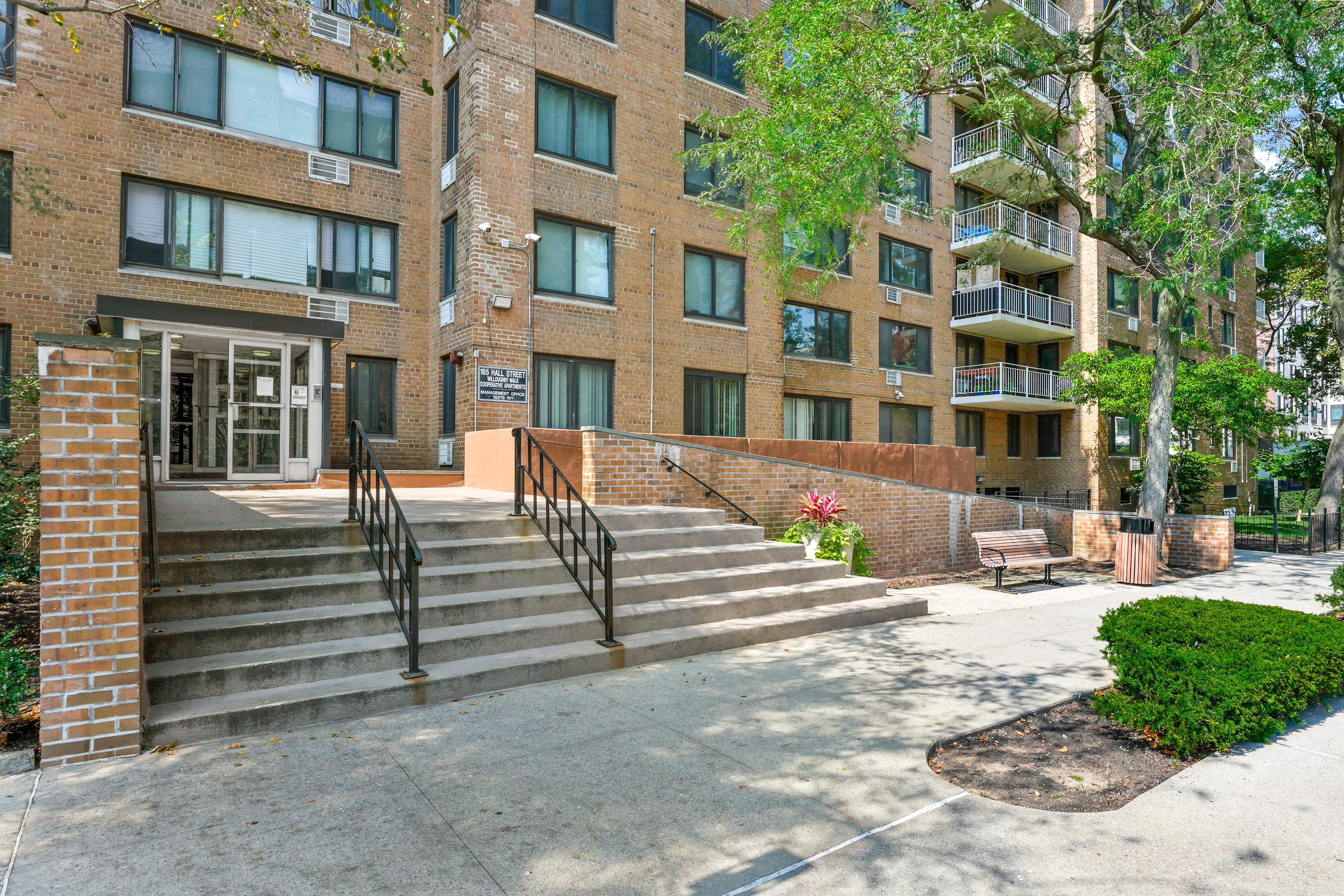 185 Hall Street, Unit 1607 Brooklyn, NY 11205 - Photo 18 of 20