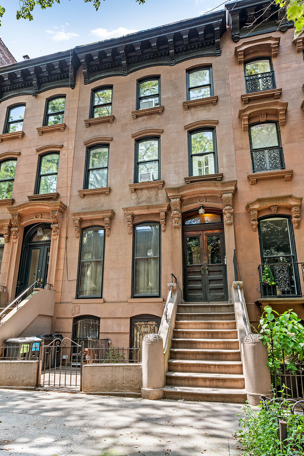 52 South Portland Avenue, Unit 1 Brooklyn, NY 11217 - Photo 6 of 7 a front view of a multi story residential apartment building