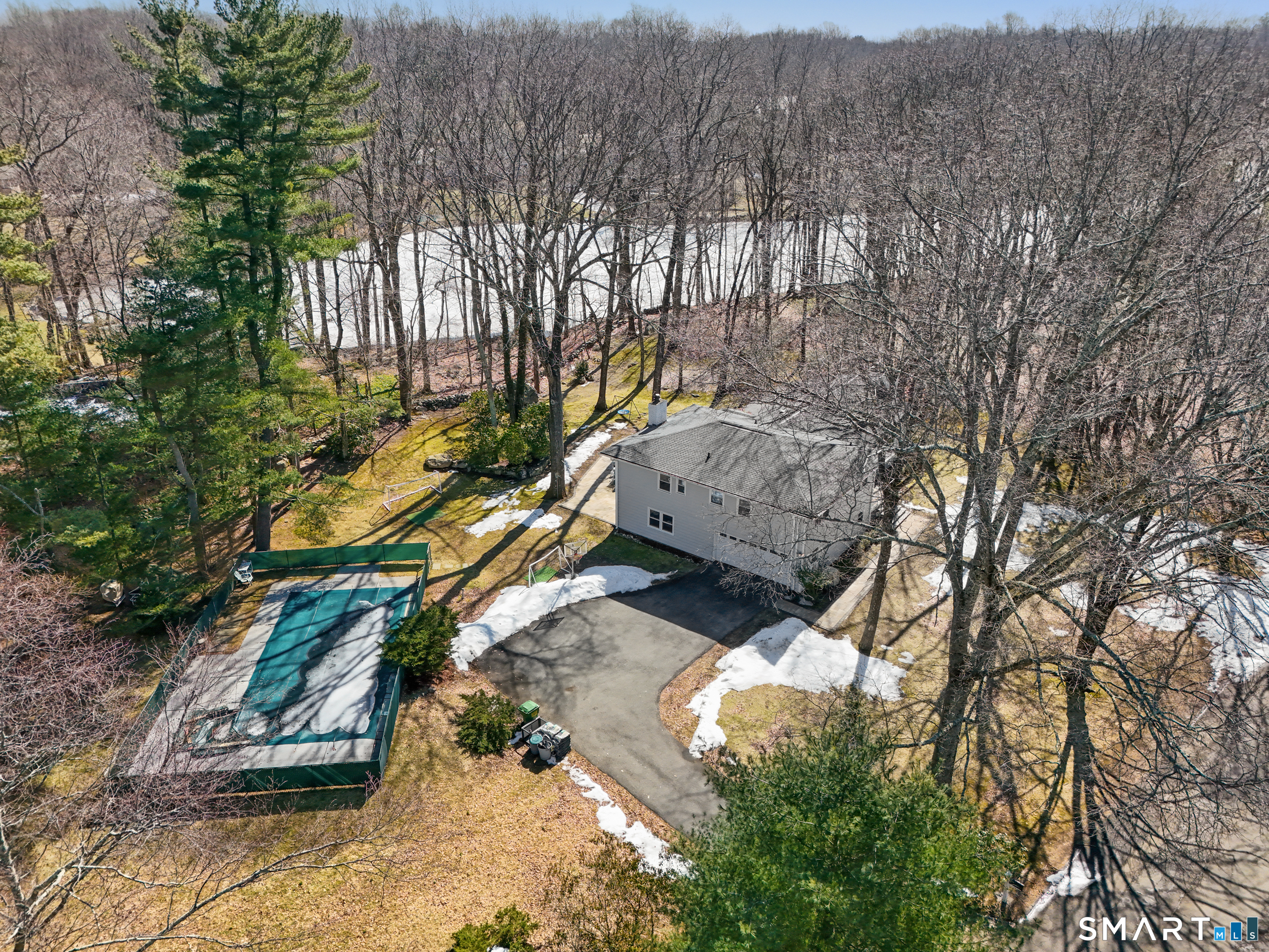 202 Fox Ridge Road Stamford, CT 06903 - Photo 33 of 40