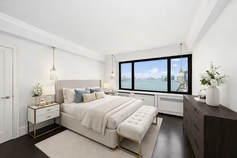 $1,700,000 | 45 Sutton Place South, Unit 8L | Sutton Place