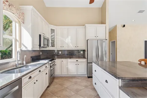 $1,190,000 | 1320 Spanish Lace Lane, Vero Beach, FL 32963