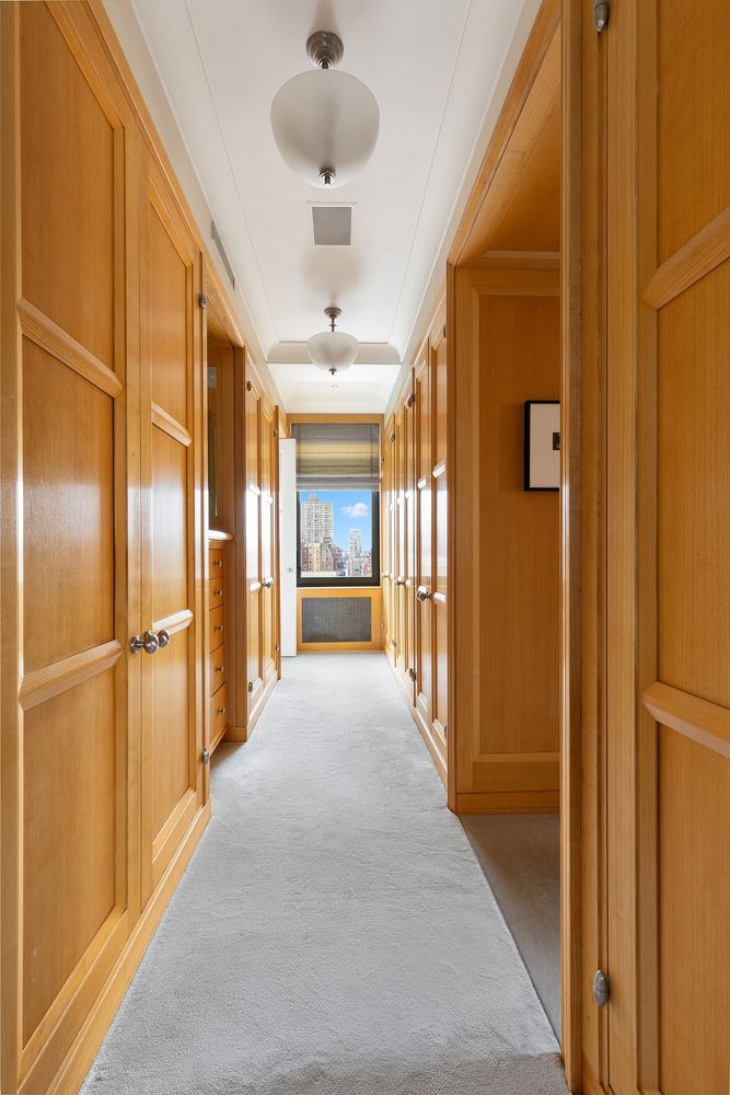 101 Central Park West, Unit 17/18G Manhattan, NY 10023 - Photo 20 of 29