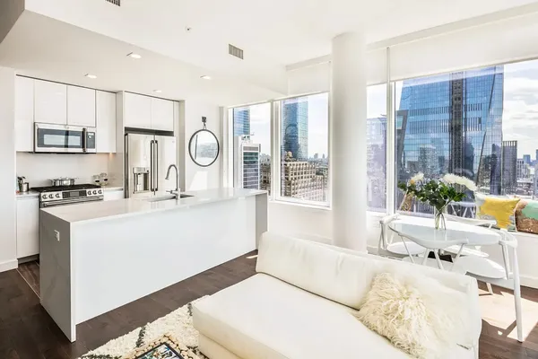 $7,795 | 525 West 36th Street, Unit 25B | Hudson Yards