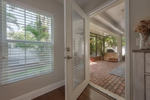 $1,350,000 | West Villa Rosa Street, Tampa, FL 33611
