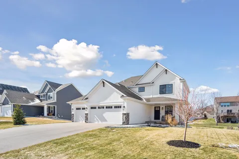 $750,000 | 17826 Meadows Way Southeast, Prior Lake, MN 55372