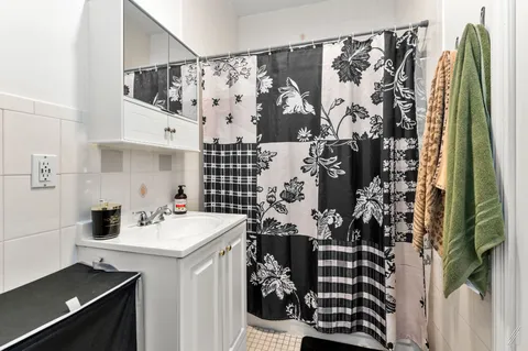 $1,275,000 | 1842 Norman Street | Ridgewood