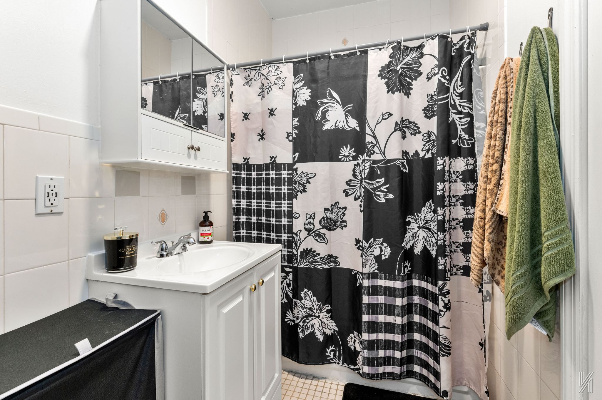 1842 Norman Street Queens, NY 11385 - Photo 12 of 15