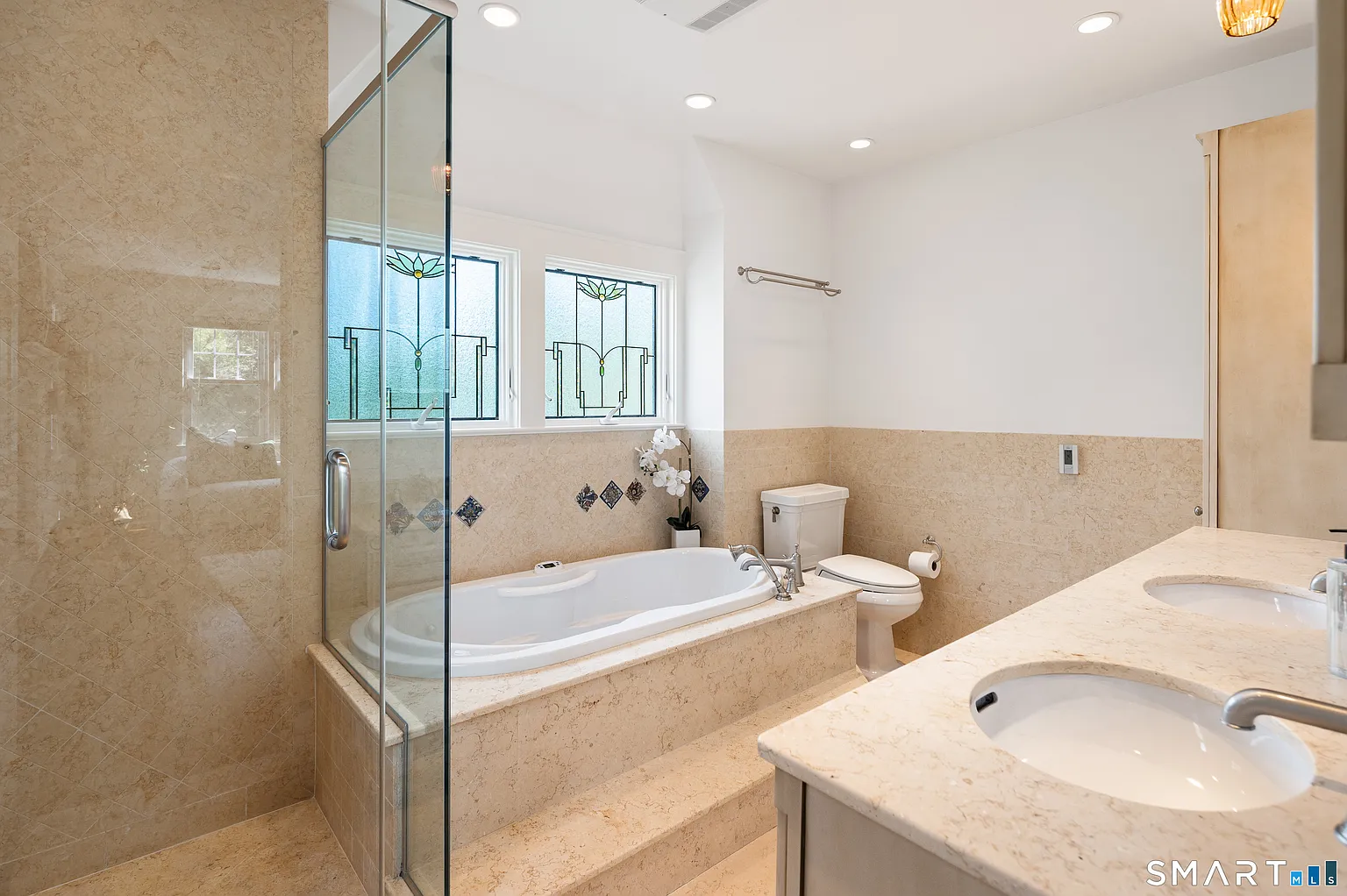 231 Roxbury Road Stamford, CT 06902 - Photo 26 of 39