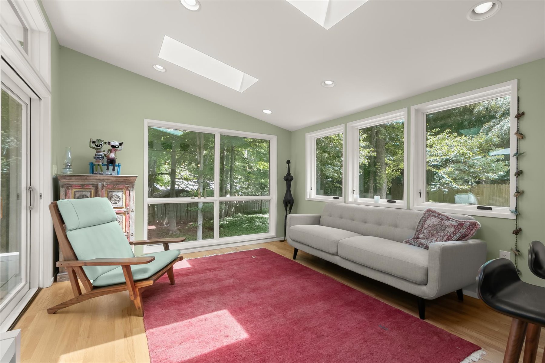 8009 Glenmore Spring Road Bethesda, MD 20817 - Photo 17 of 74