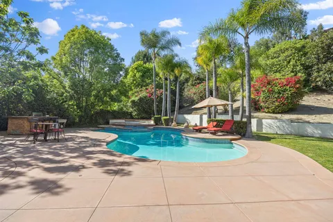 $3,350,000 | 25171 Stageline Drive, Laguna Hills, CA 92653