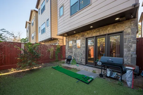 $580,000 | 406 Fenn Street, Houston, TX 77018