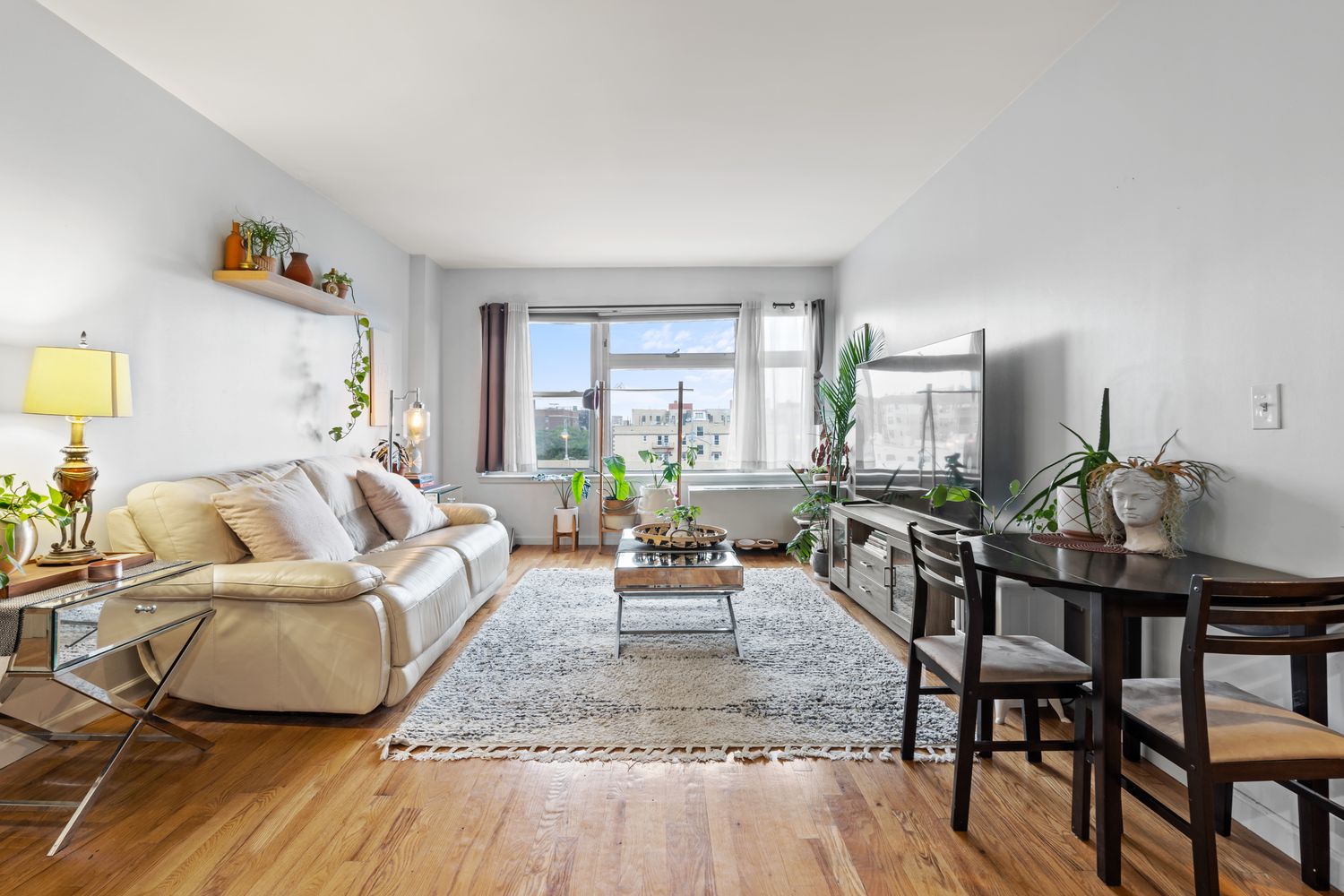 Condos For Sale in Queens, NY Compass