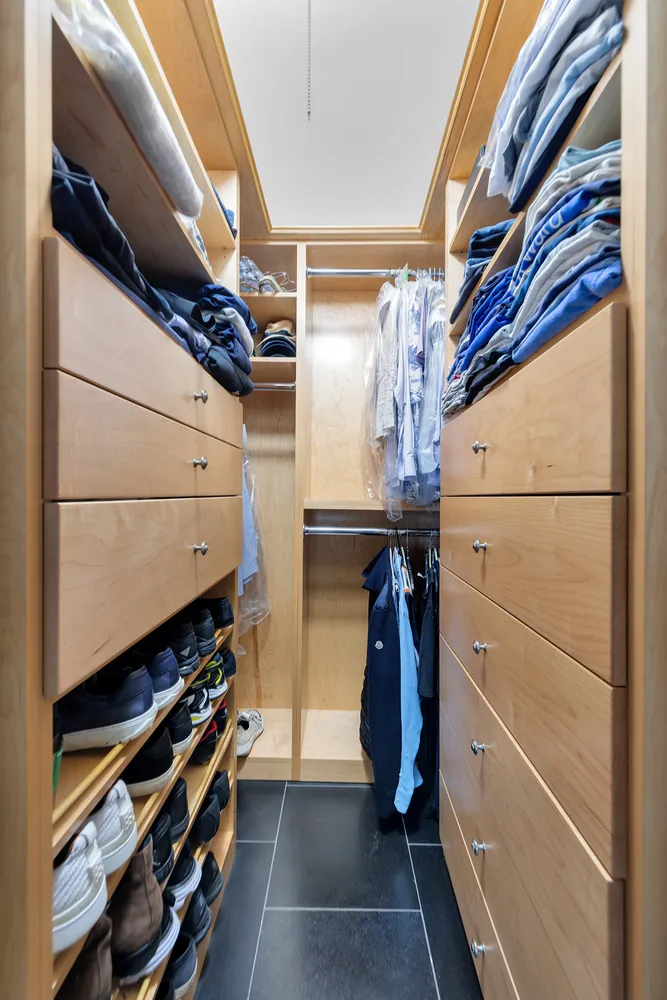 a view of walk in closet