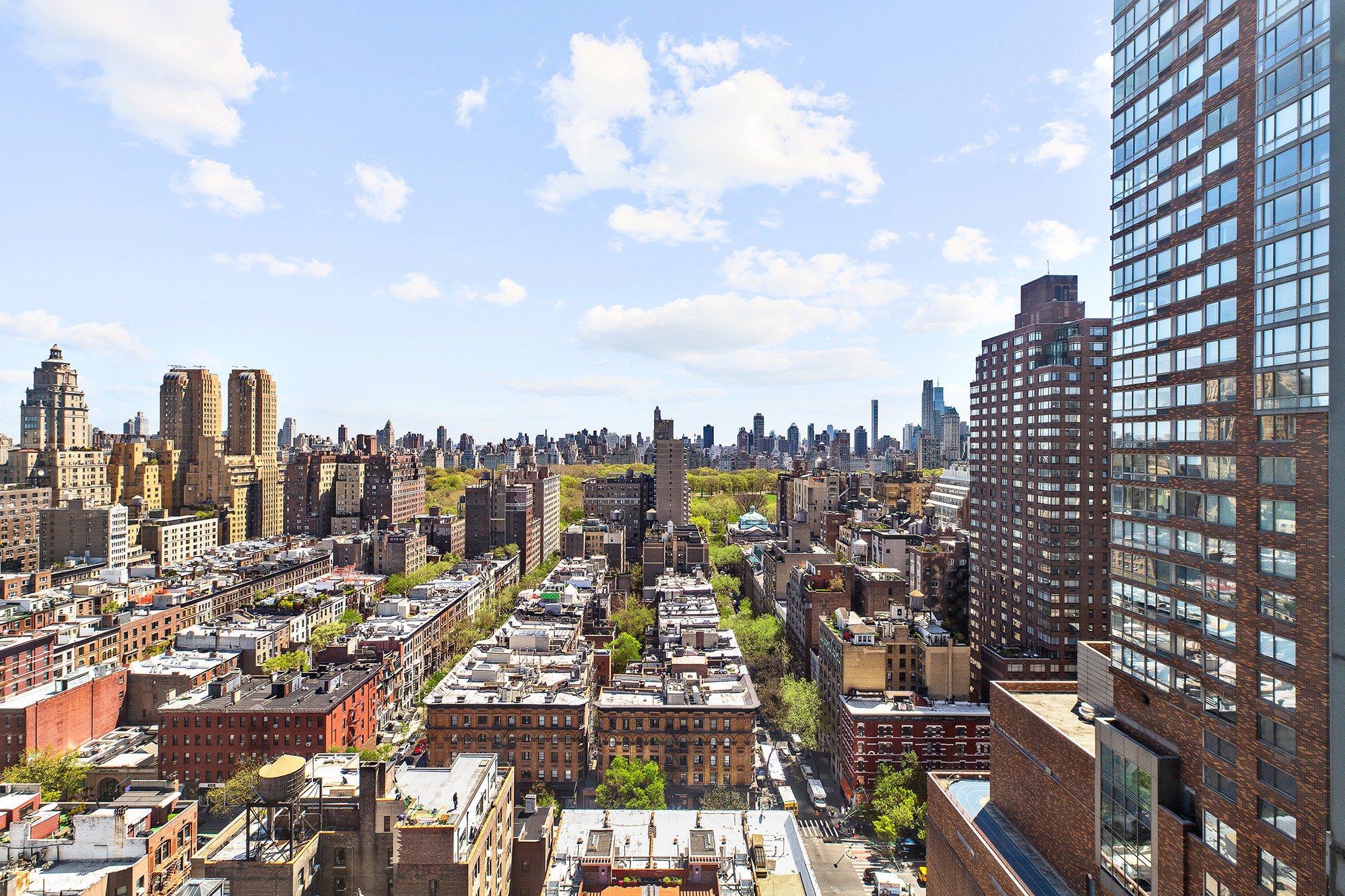 2000 Broadway, Unit 24BC Manhattan, NY 10023 - Photo 3 of 24