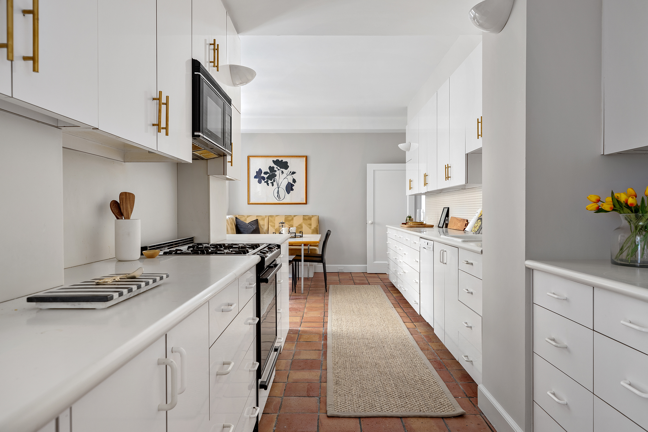 133 East 64th Street, Unit 10B Manhattan, NY 10065 - Photo 9 of 19