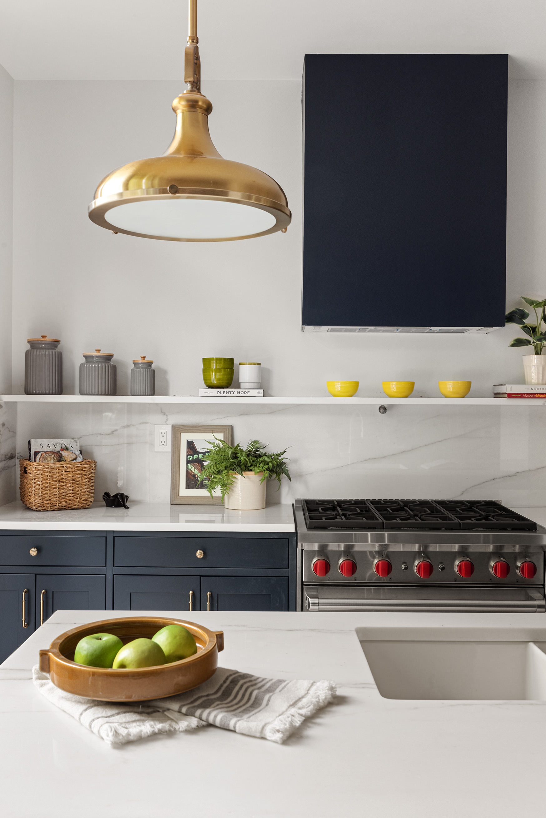 363 Warren Street Brooklyn, NY 11201 - Photo 7 of 23 a kitchen with a sink and a stove
