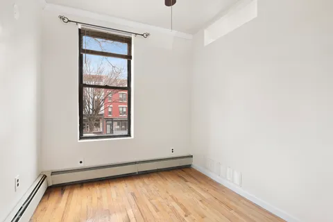 $3,000 | 481 Atlantic Avenue, Unit 2 | Boerum Hill
