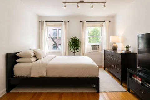 $525,000 | 20 Jane Street, Unit 3A | West Village