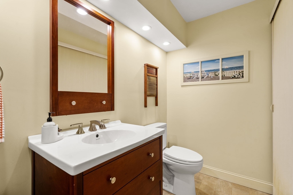 178 Atlantic Street Gloucester, MA 01930 - Photo 23 of 36