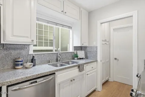 $1,995,000 | 1202 1st Street, Hermosa Beach, CA 90254