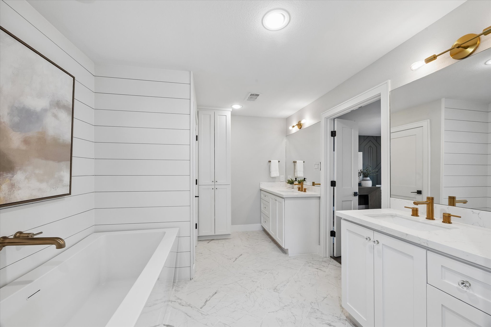 1139 Richelieu Lane Houston, TX 77018 - Photo 17 of 38 Gallery Image 17