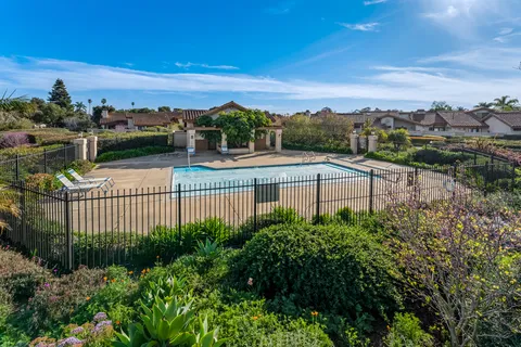 $1,095,000 | 555 Camino De Lane, Santa Barbara, CA 93111