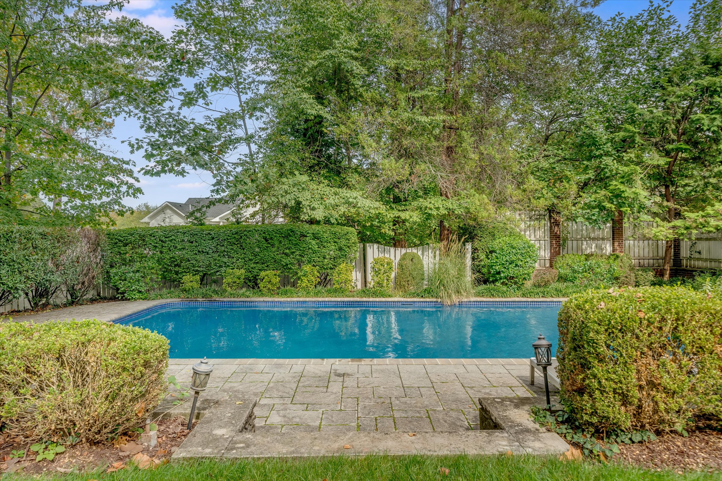 57 Mohawk Road Short Hills, NJ 07078 - Photo 3 of 20