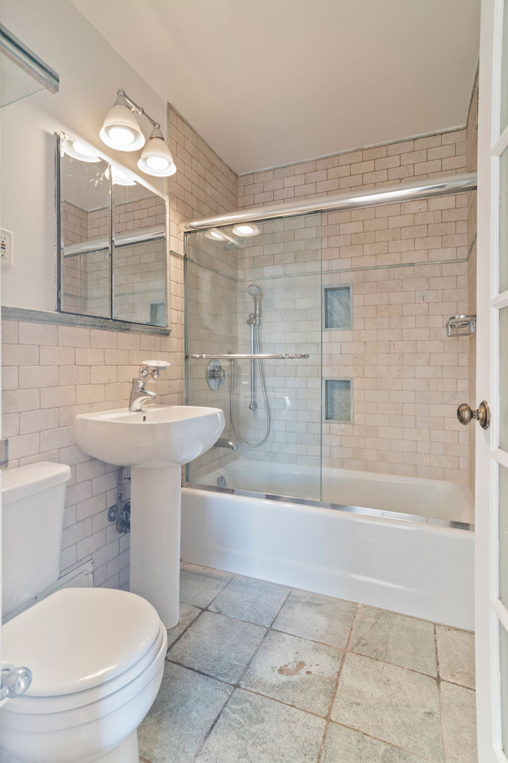 1623 3rd Avenue, Unit 31G Manhattan, NY 10128 - Photo 6 of 9