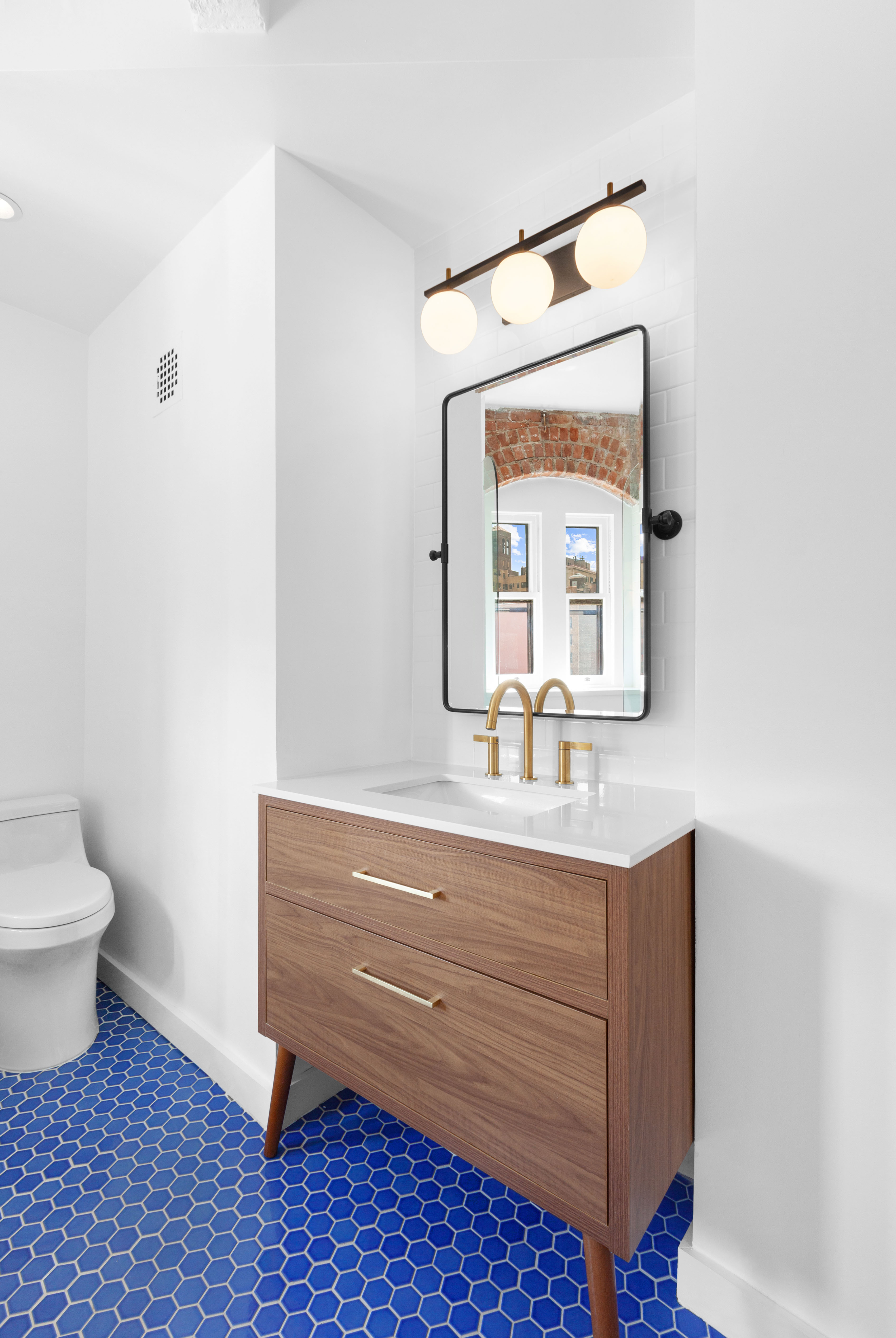 10 Christopher Street, Unit 6E Manhattan, NY 10014 - Photo 4 of 12