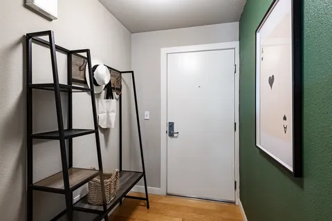 $399,000 | 1511 Jefferson Street, Unit 211, Oakland, CA 94612