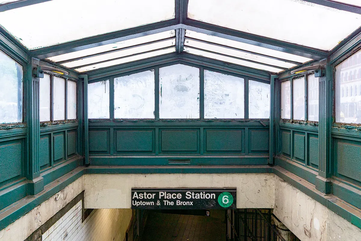 $2,700 | 319 East 5th Street, Unit 13 | East Village