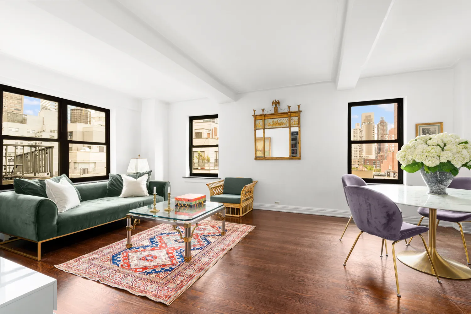$975,000 | 227 East 57th Street, Unit 14G | Midtown East