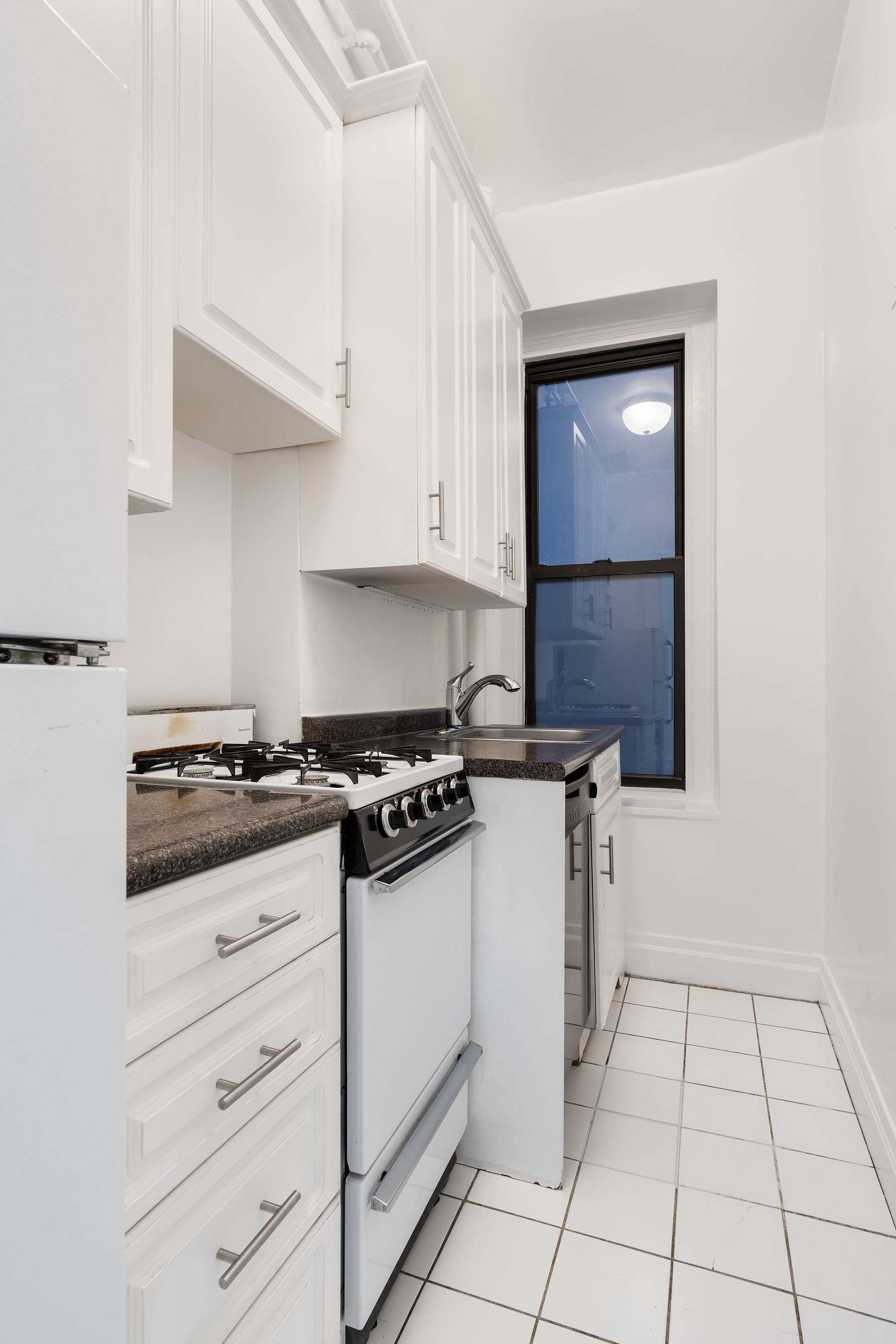340 West 86th Street, Unit 3E Manhattan, NY 10024 - Photo 4 of 13