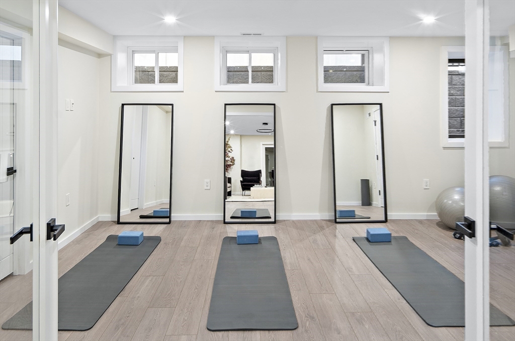 109 Wiswall Road Newton, MA 02459 - Photo 27 of 30