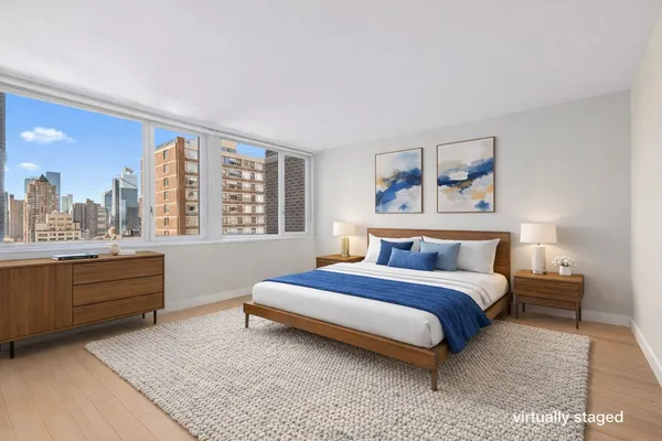 $2,500,000 | 322 West 57th Street, Unit 26B | Hell's Kitchen