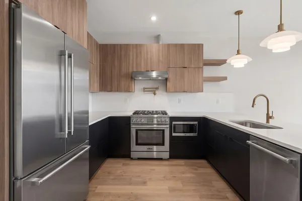 $1,050,000 | 485 Palisade Avenue, Unit 3, Jersey City, NJ 07307