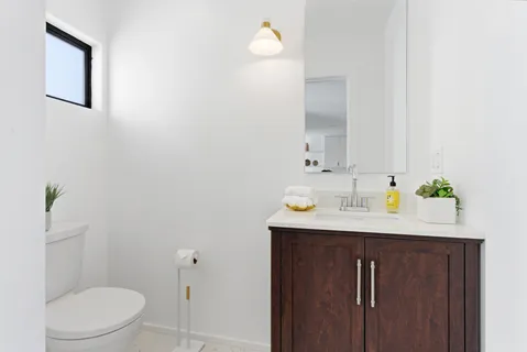 $899,000 | 4138 Normal Avenue, Los Angeles, CA 90029