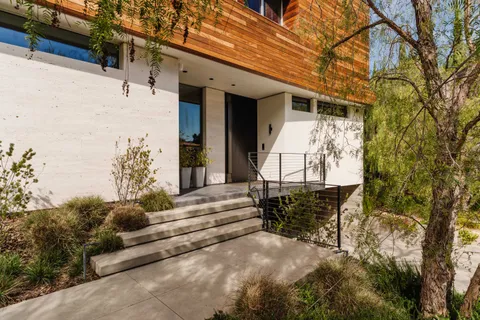 $11,495,000 | 17731 Calle De Palermo, Pacific Palisades, CA 90272