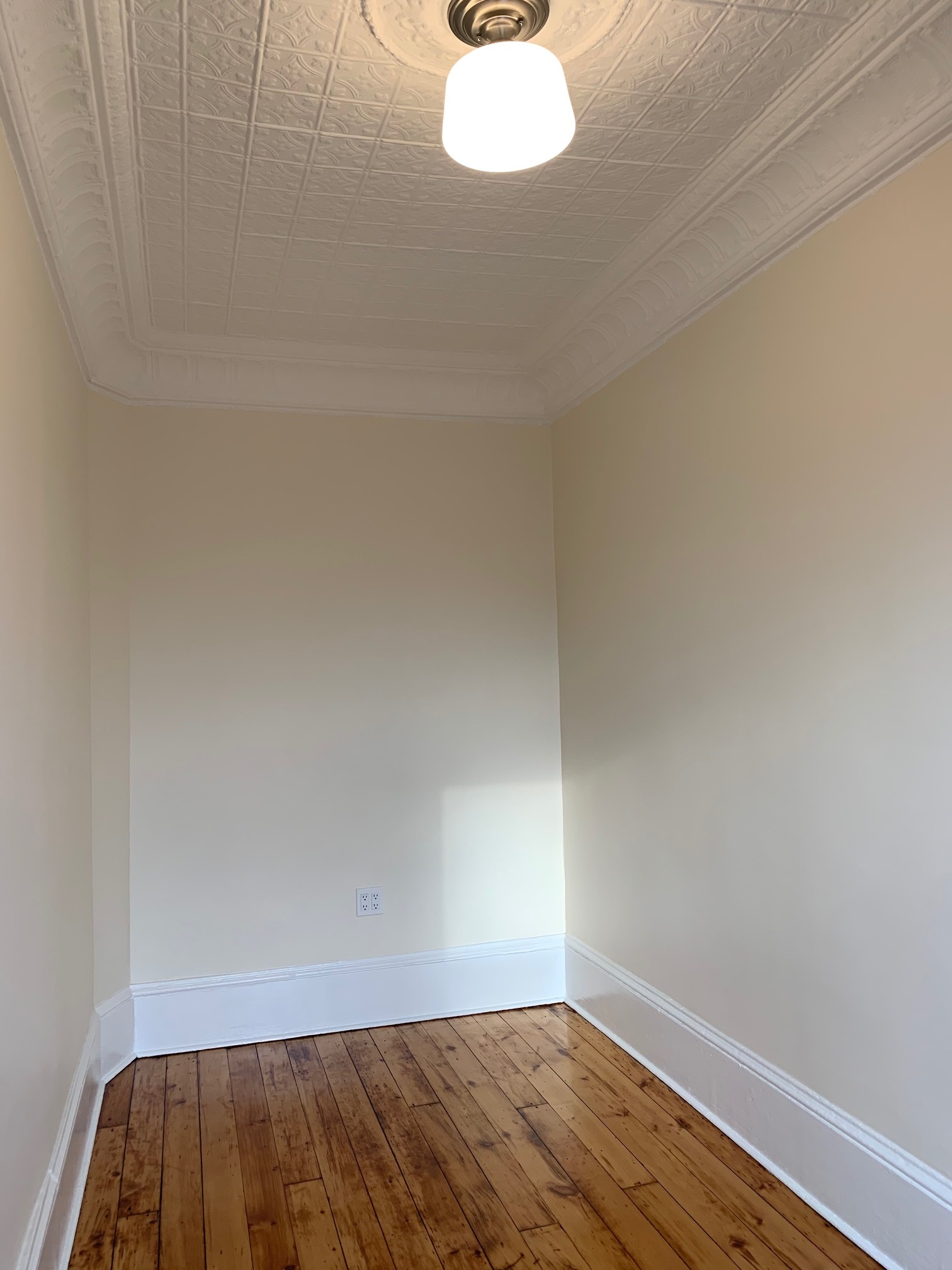 481 9th Street, Unit 4 Brooklyn, NY 11215 - Photo 10 of 33 a view of a small space