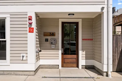 $905,000 | 38 P Street, Unit 1, South Boston, MA 02127